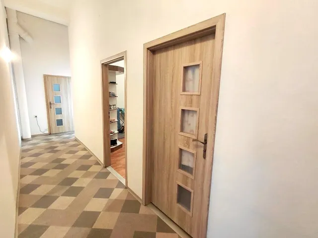 Eladó lakás Komárom 57 nm