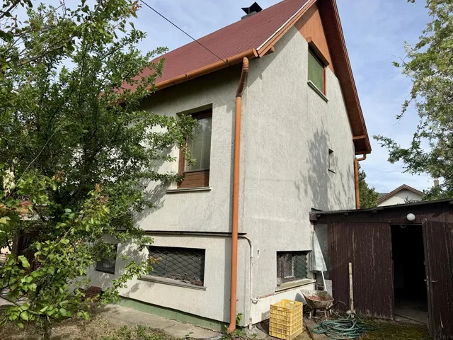 Eladó ház Komárom 156 nm