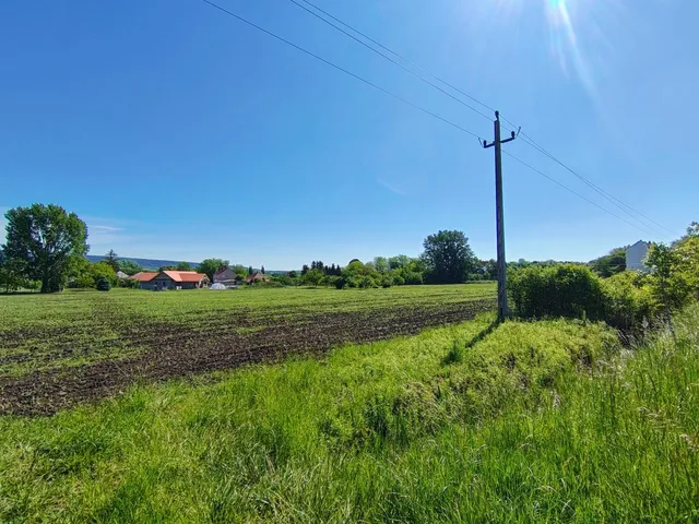 Eladó telek Bodajk 1988 nm