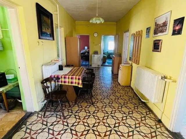 Eladó ház Kisbér 180 nm