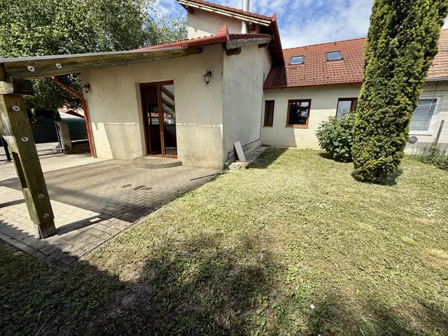 Eladó ház Komárom 110 nm