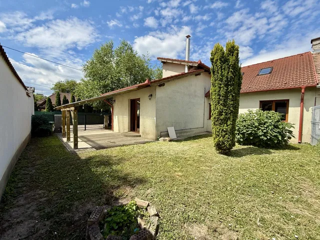Eladó ház Komárom 110 nm