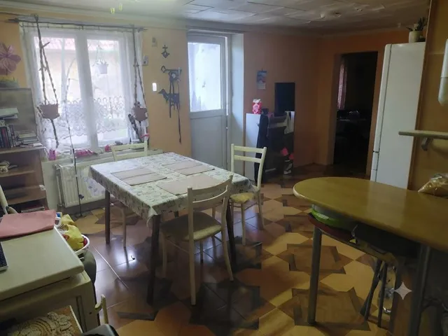 Eladó ház Ászár 90 nm