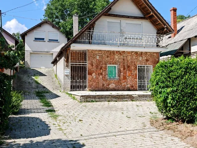 Eladó ház Dunaszentmiklós 90 nm