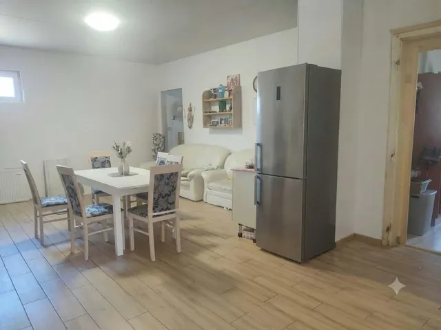 Eladó ház Komárom 90 nm