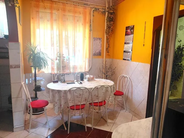 Eladó lakás Almásfüzitő 72 nm