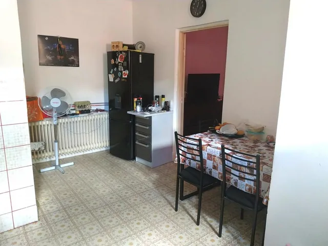 Eladó ház Bana 244 nm