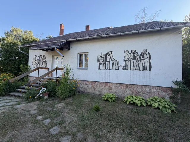 Eladó ház Oroszlány 185 nm