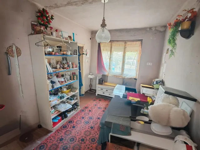 Eladó ház Naszály 85 nm