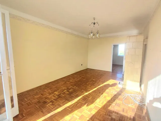 Eladó lakás Komárom 55 nm
