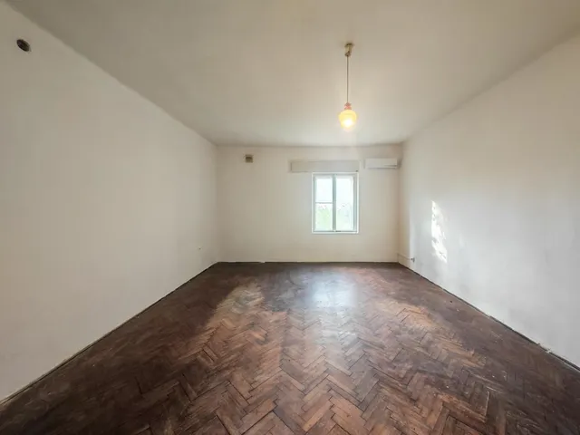 Eladó lakás Komárom 38 nm