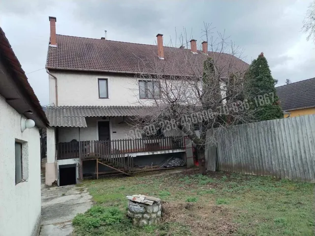 Eladó ház Felsőtárkány 205 nm