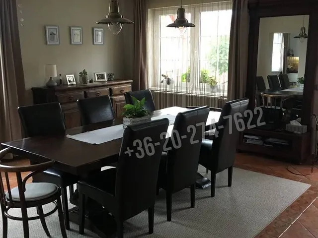 Eladó ház Maklár 330 nm