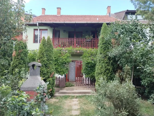 Eladó ház Eger, Almagyar 240 nm