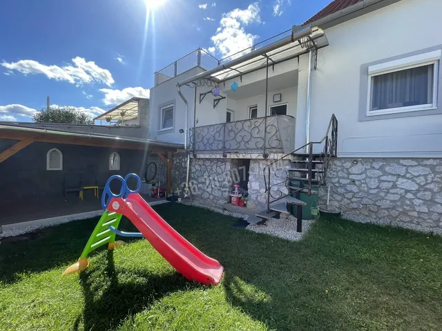Eladó ház Eger 130 nm
