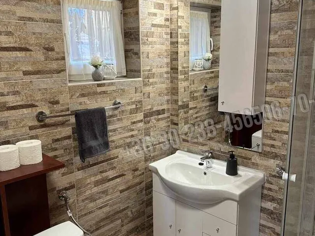 Kiadó lakás Eger, Ráchóstya 32 nm