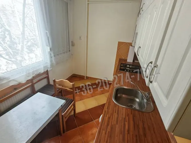 Eladó lakás Eger 65 nm