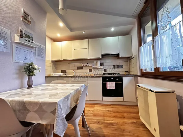 Eladó lakás Eger, Károlyváros 70 nm