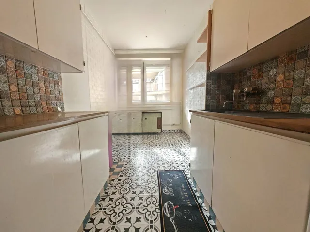 Eladó lakás Eger, Hatvanihóstya 87 nm