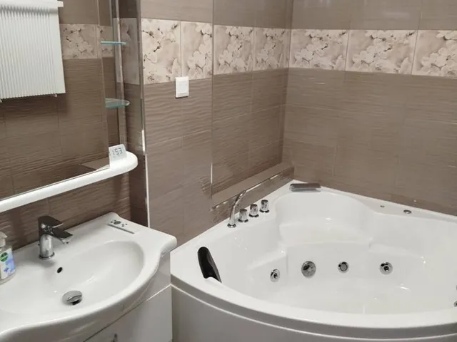 Eladó lakás Eger, Károlyváros 58 nm