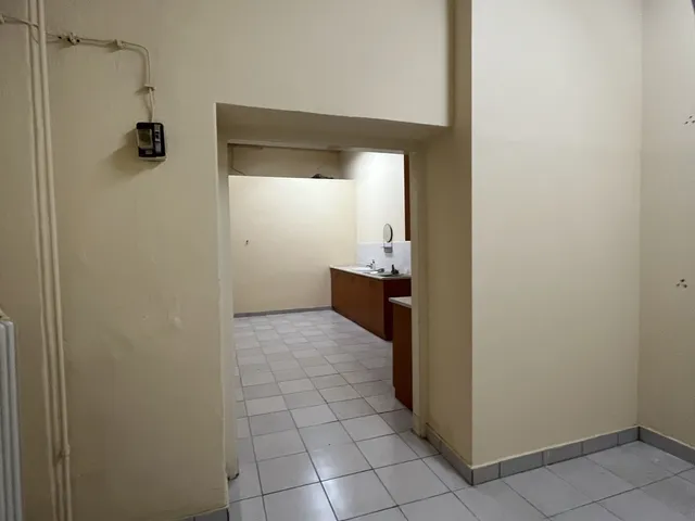 Kiadó kereskedelmi és ipari ingatlan Győr, Belváros 147 nm