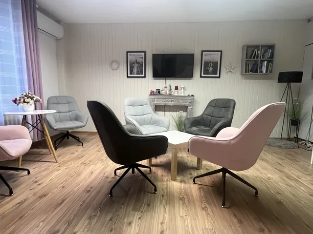 Eladó kereskedelmi és ipari ingatlan Győr, Belváros 42 nm
