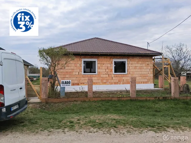 Eladó ház Perkáta 120 nm