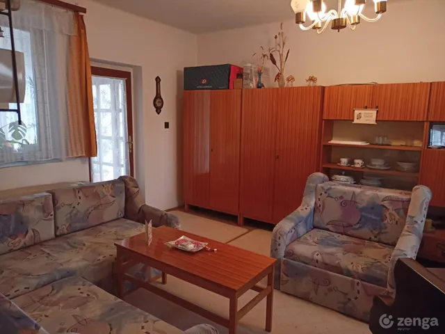 Eladó ház Csengőd 197 nm