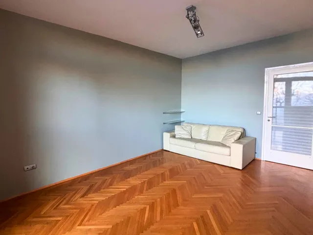 Eladó lakás Budapest III. kerület 52 nm