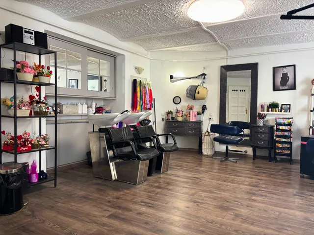 Eladó kereskedelmi és ipari ingatlan Budapest III. kerület, Óbuda 50 nm