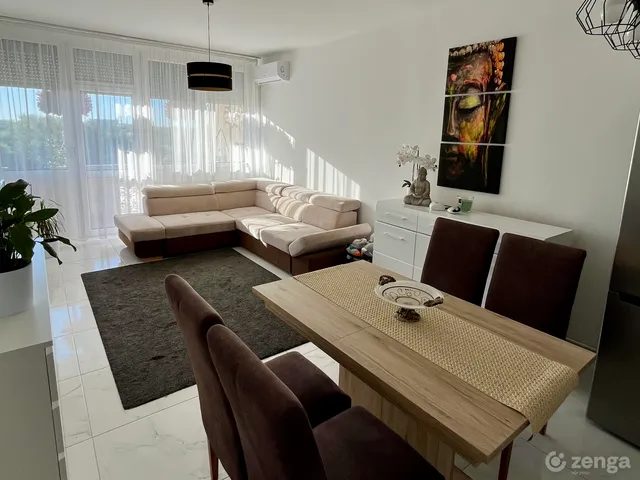 Eladó lakás Cegléd 61 nm