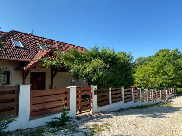 Eladó ház Nagykovácsi 246 nm