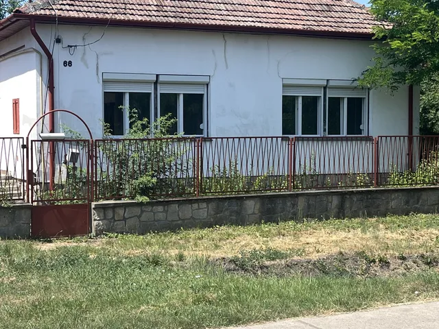 Eladó ház Nagybánhegyes 110 nm