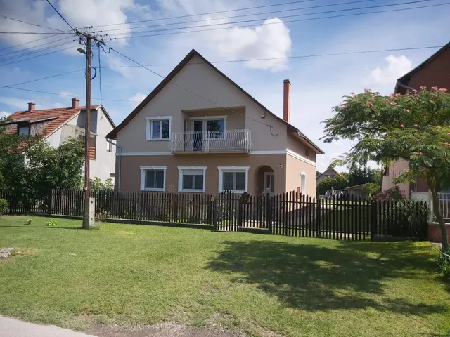 Eladó ház Kistelek 190 nm
