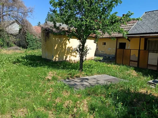 Eladó telek Hajdúszoboszló 705 nm