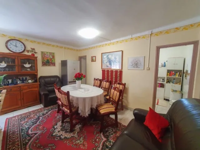 Eladó ház Tetétlen 80 nm