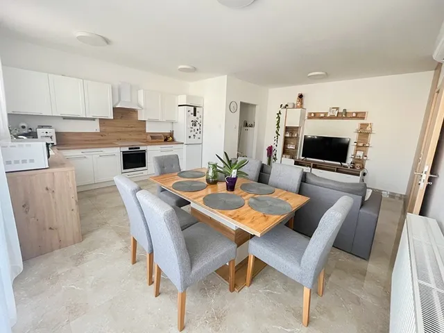 Kiadó lakás Debrecen, Belváros 75 nm