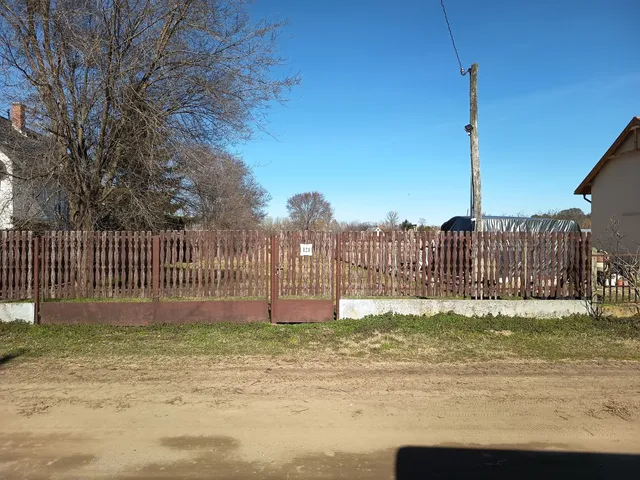 Eladó telek Debrecen, Bayk András-kert 1070 nm