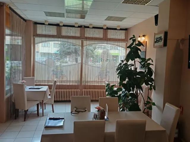 Eladó kereskedelmi és ipari ingatlan Hajdúszoboszló 150 nm