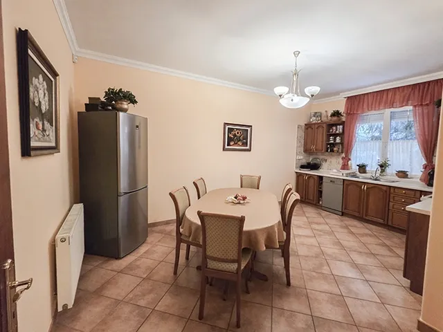 Eladó ház Debrecen, Hatvan utcai kert 165 nm