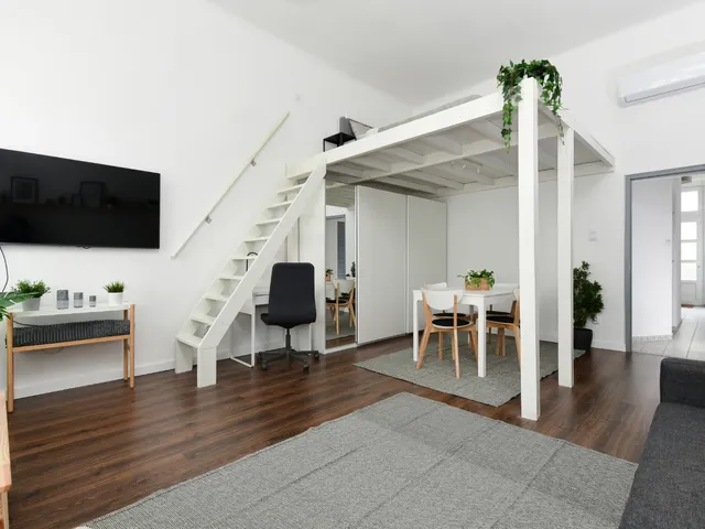 Kiadó lakás Budapest VIII. kerület, Magdolnanegyed, Fiumei út 44 nm