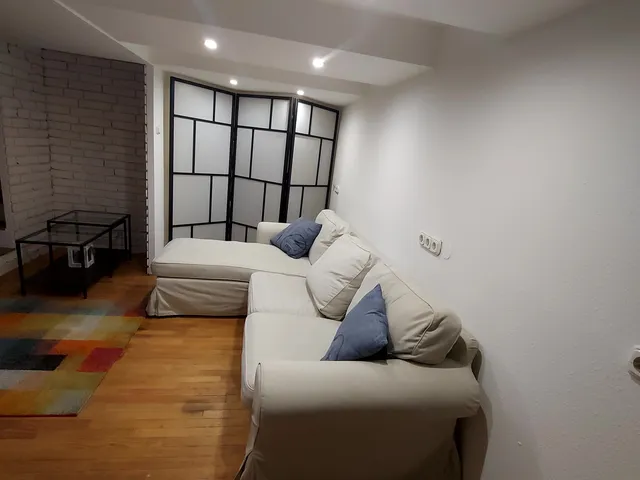 Kiadó lakás Budapest VI. kerület, Nagykörúton belüli terület 52 nm