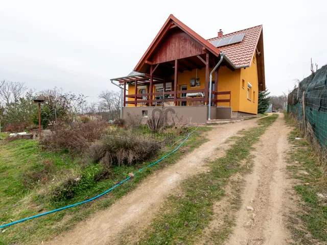 Eladó ház Pákozd 110 nm