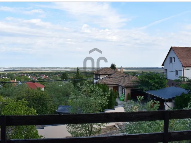 Eladó ház Pákozd 108 nm