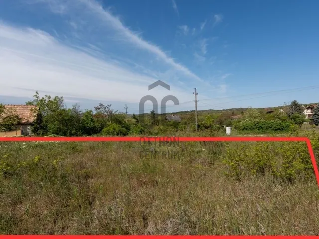 Eladó telek Pákozd 850 nm
