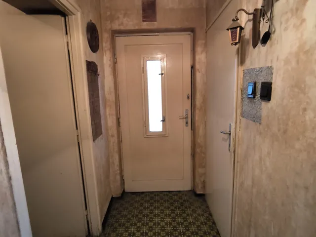 Eladó lakás Bőny 68 nm