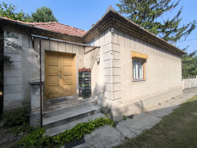 Eladó ház Győrújbarát 85 nm
