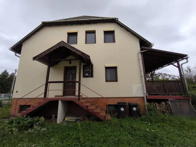 Eladó lakás Győr, Gyirmót 120 nm