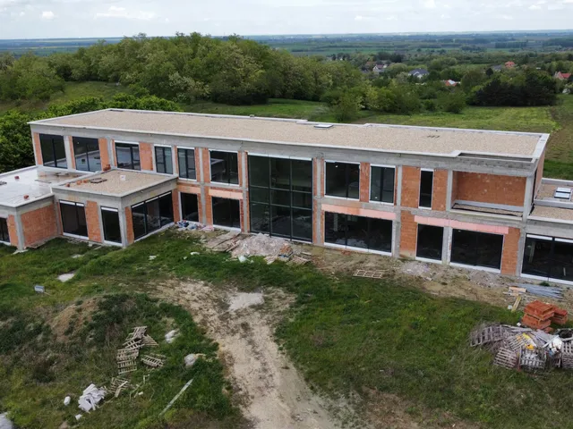 Eladó ház Győrság 1115 nm