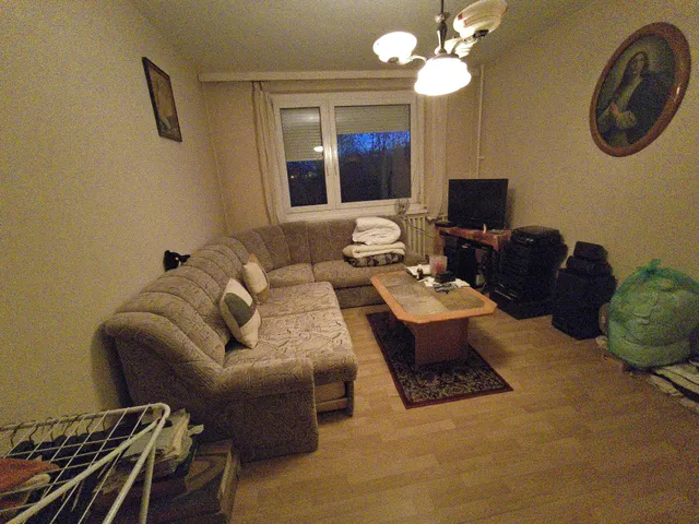 Eladó lakás Győr, Adyváros 36 nm